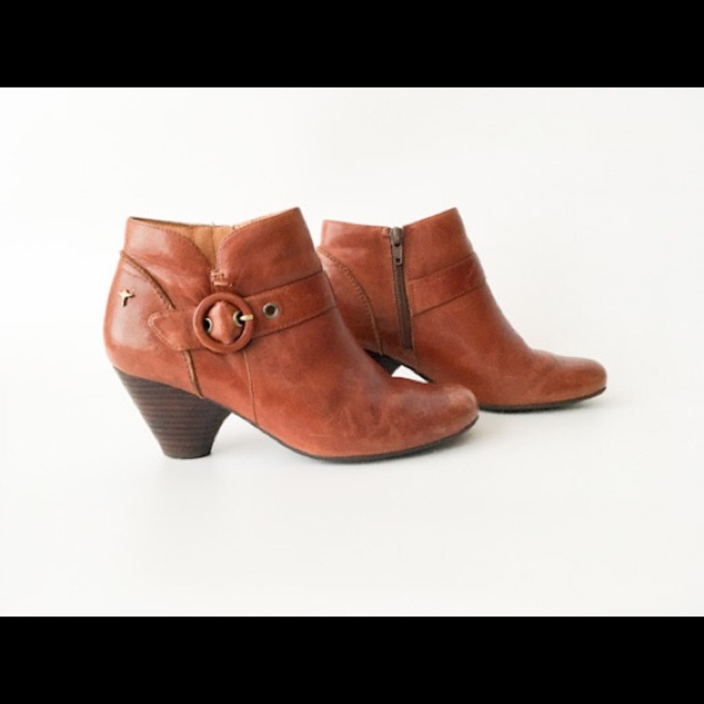 Pikolinos Women’s Brown Leather Size 38 EUR 8 US